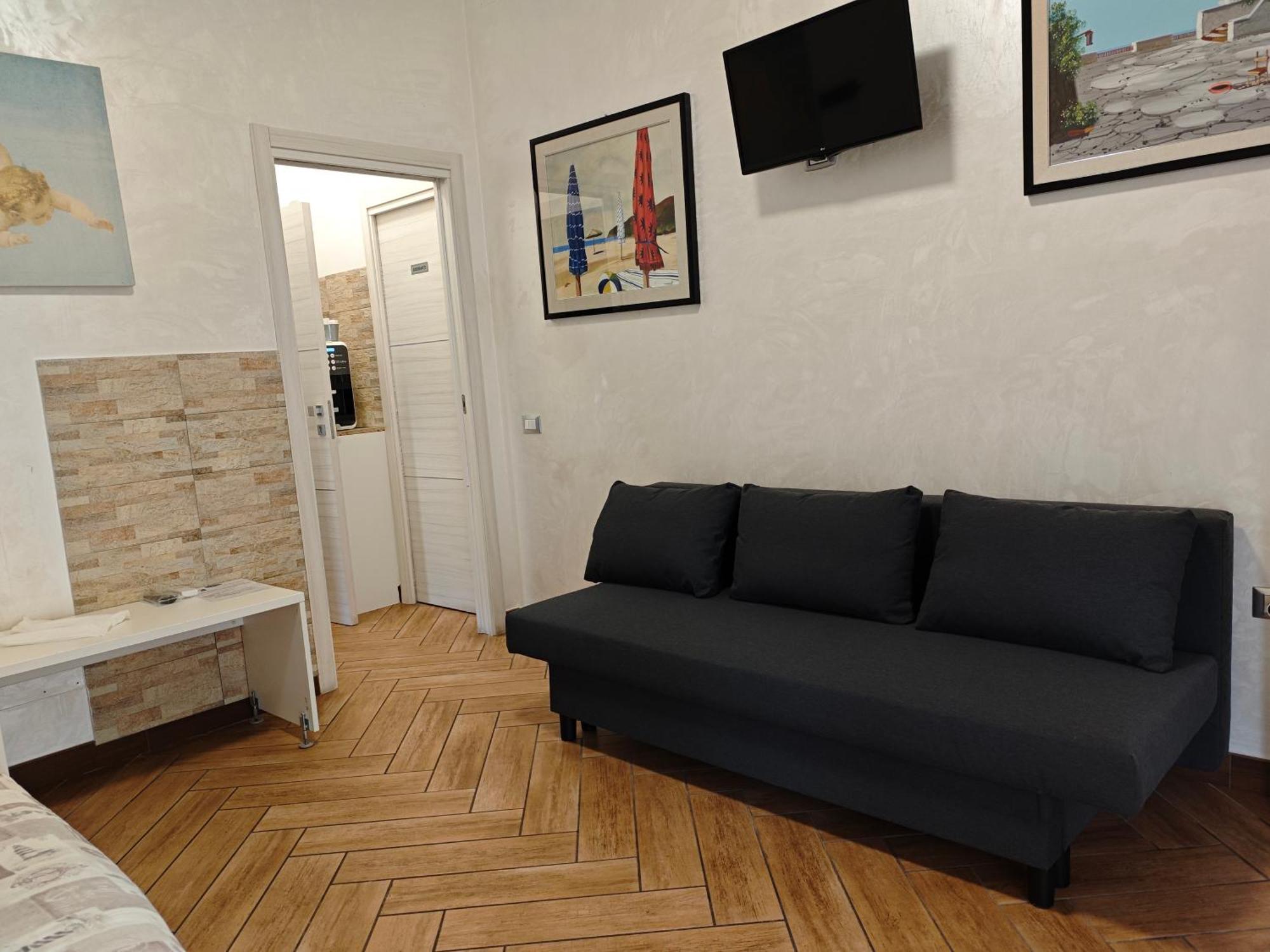 Bed and Breakfast Cuscino E Cornetto Salerno Exterior foto